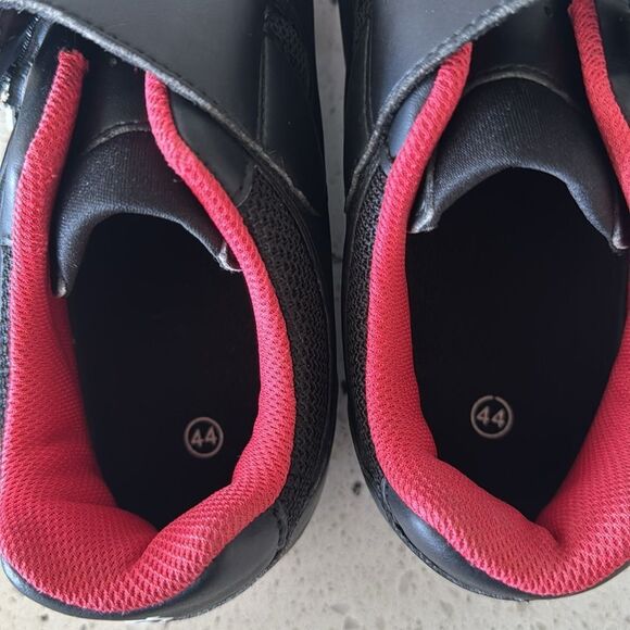 Peloton Black Red Bike Cycling Shoes With Cleats Men's Size EU44 / US10.5 GUC - Picture 10 of 12